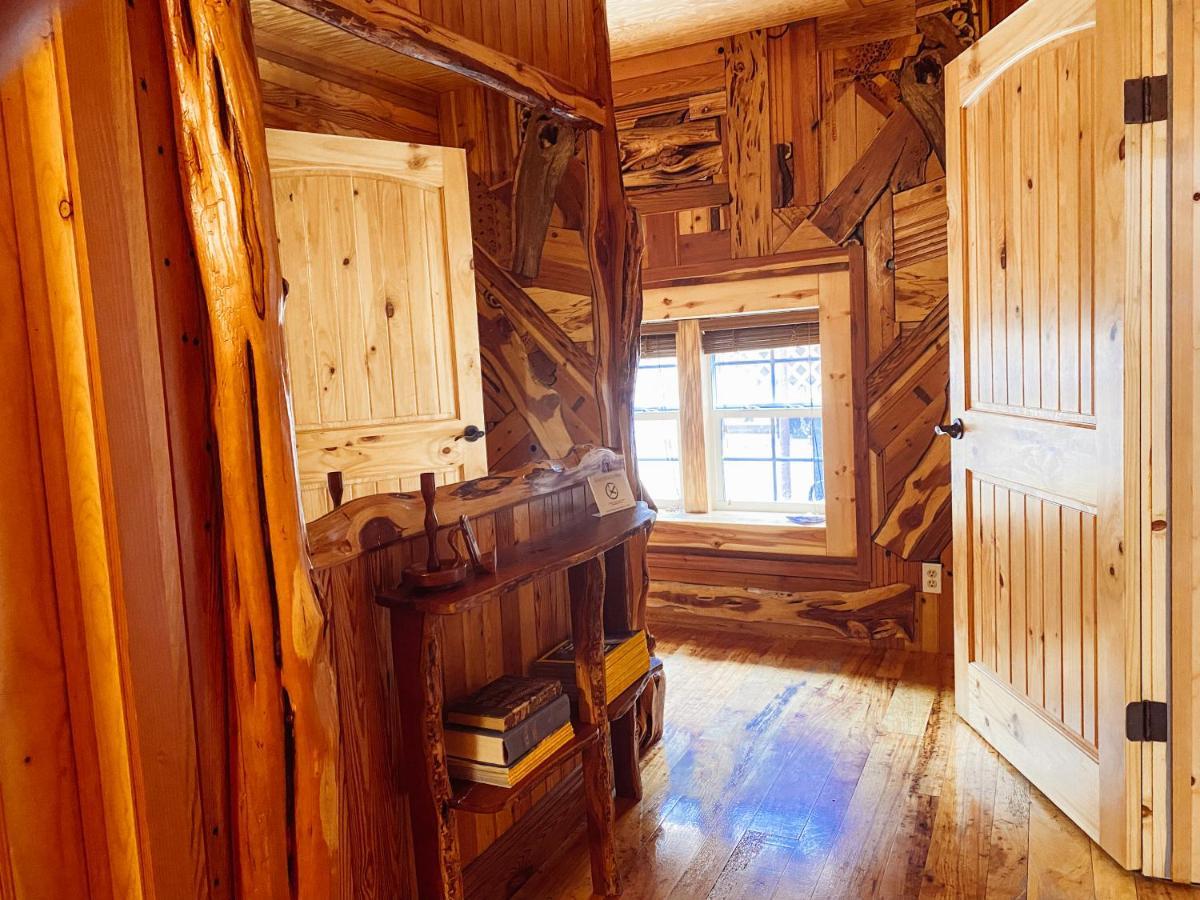Inn At The Art Center San Angelo Bagian luar foto