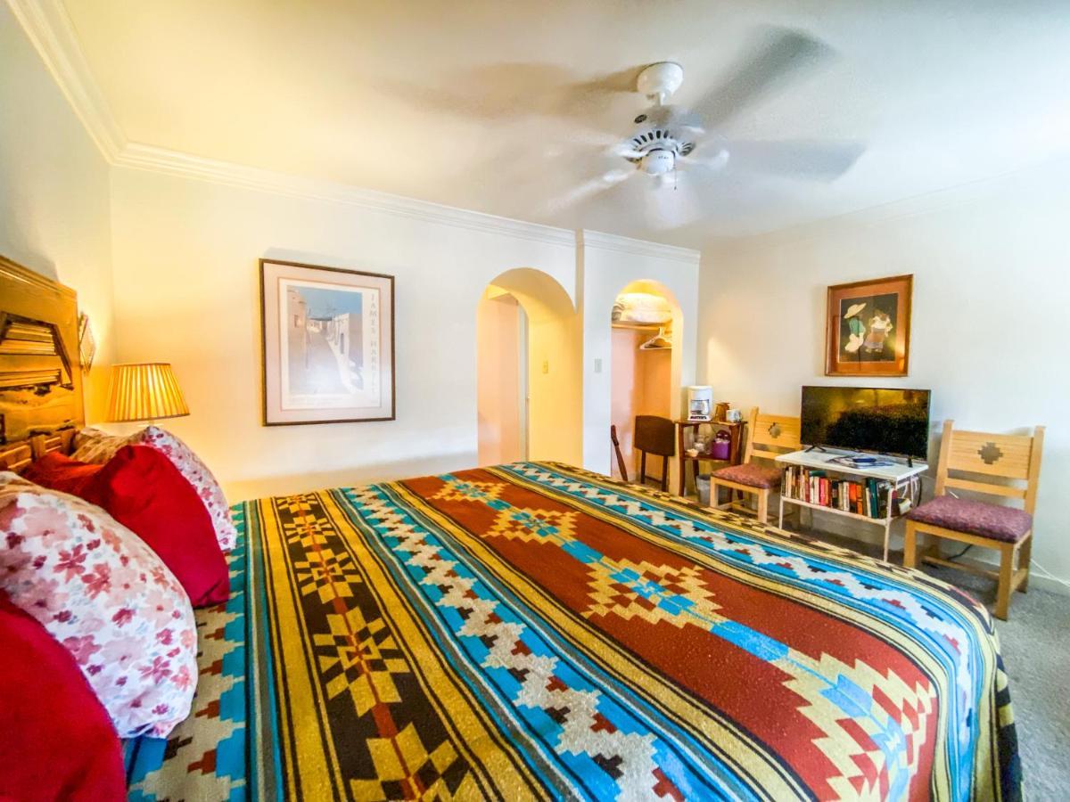 Inn At The Art Center San Angelo Bagian luar foto