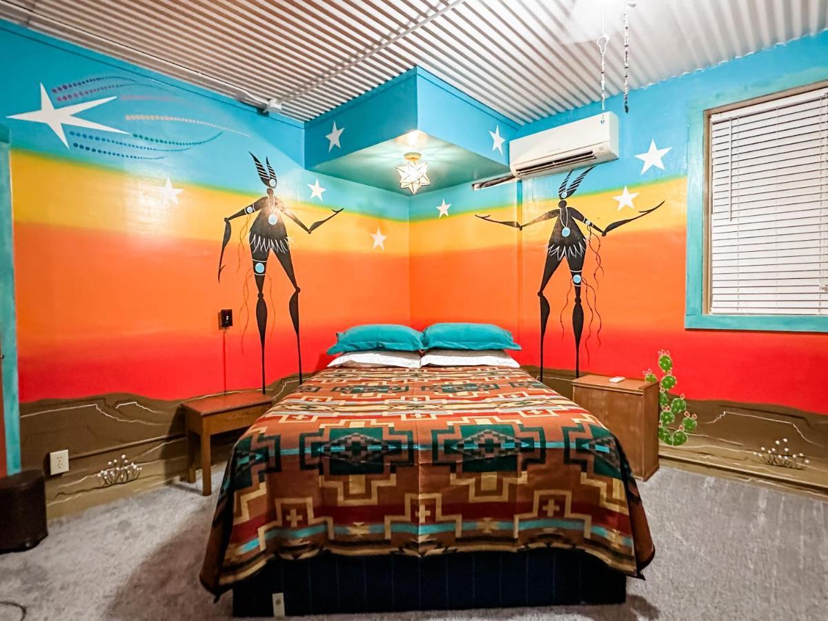 Inn At The Art Center San Angelo Bagian luar foto