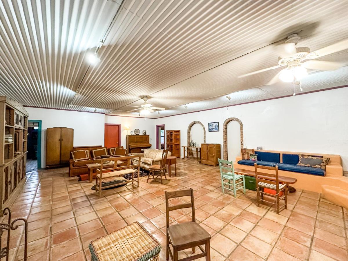 Inn At The Art Center San Angelo Bagian luar foto