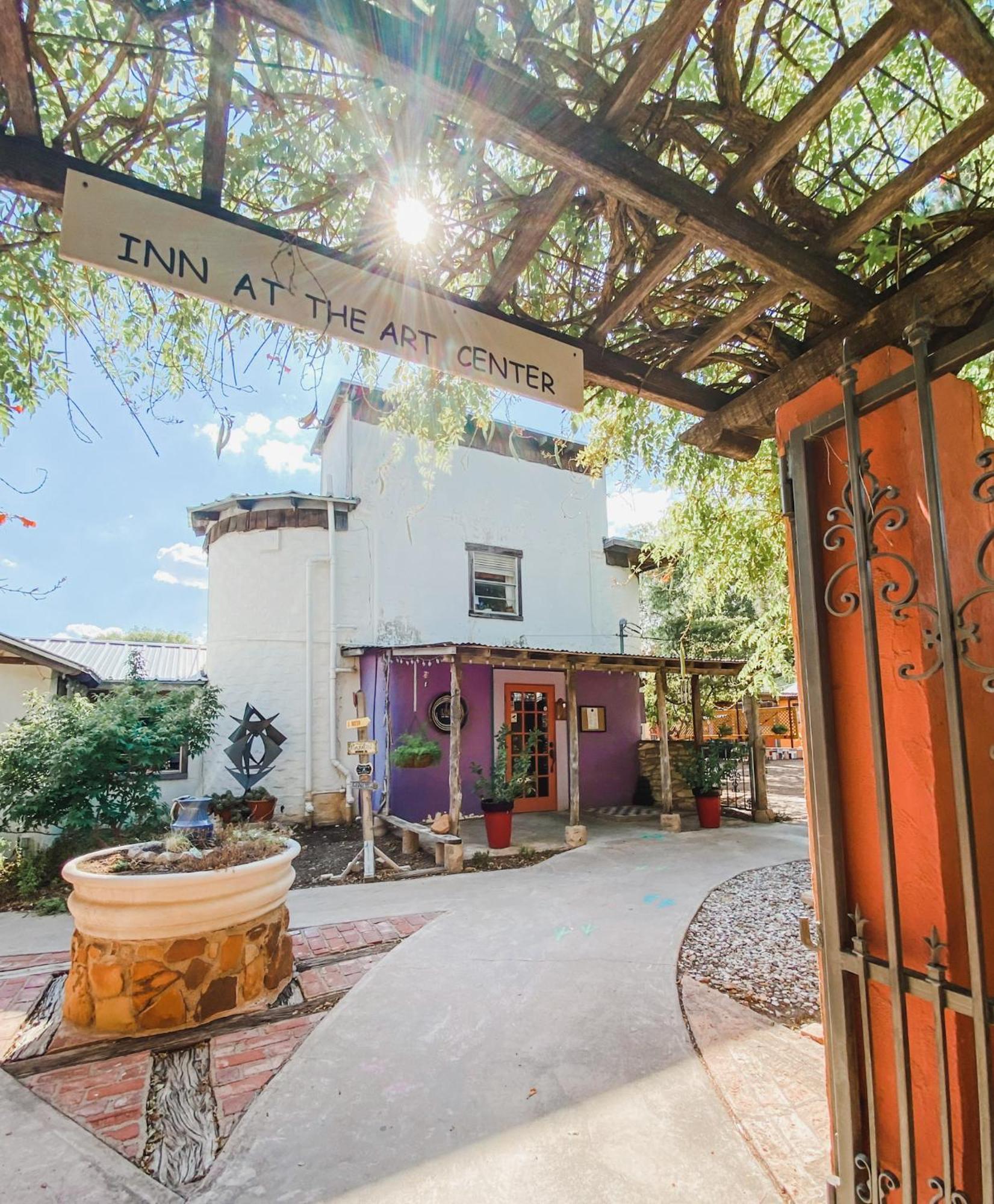 Inn At The Art Center San Angelo Bagian luar foto